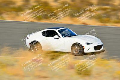 media/Nov-16-2024-Extreme Speed (Sat) [[6587d07cc4]]/Gold Group/Session 3 (The Bowl)/